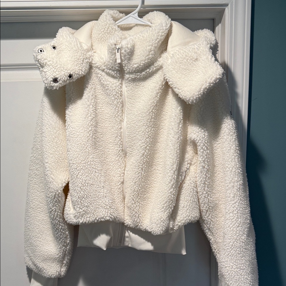 Alo white coat